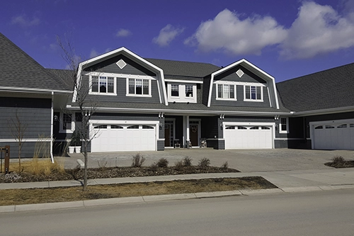 Townhomes & garden style